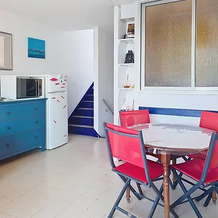 T2 Duplex Renove A 20m De La Avec Vue Mer, Parking Et Wifi - Fr-1-610-59